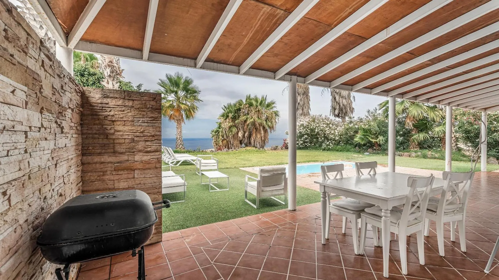 Villa Cassis Адехе Испания
